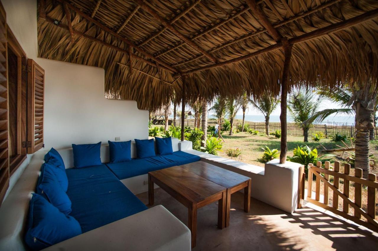 Paredon Surf House Hotell El Paredón Buena Vista Exteriör bild