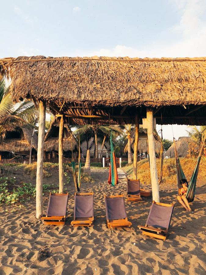 Paredon Surf House Hotell El Paredón Buena Vista Exteriör bild