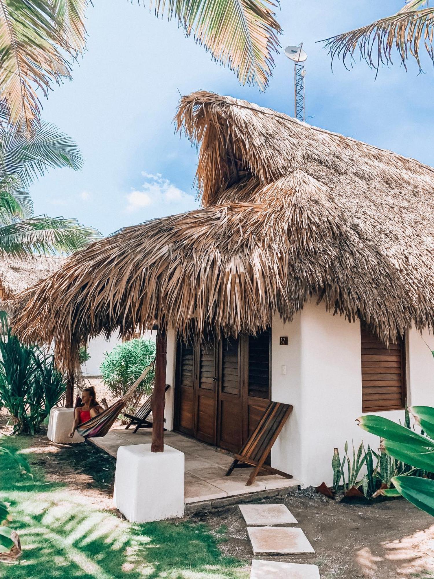 Paredon Surf House Hotell El Paredón Buena Vista Rum bild