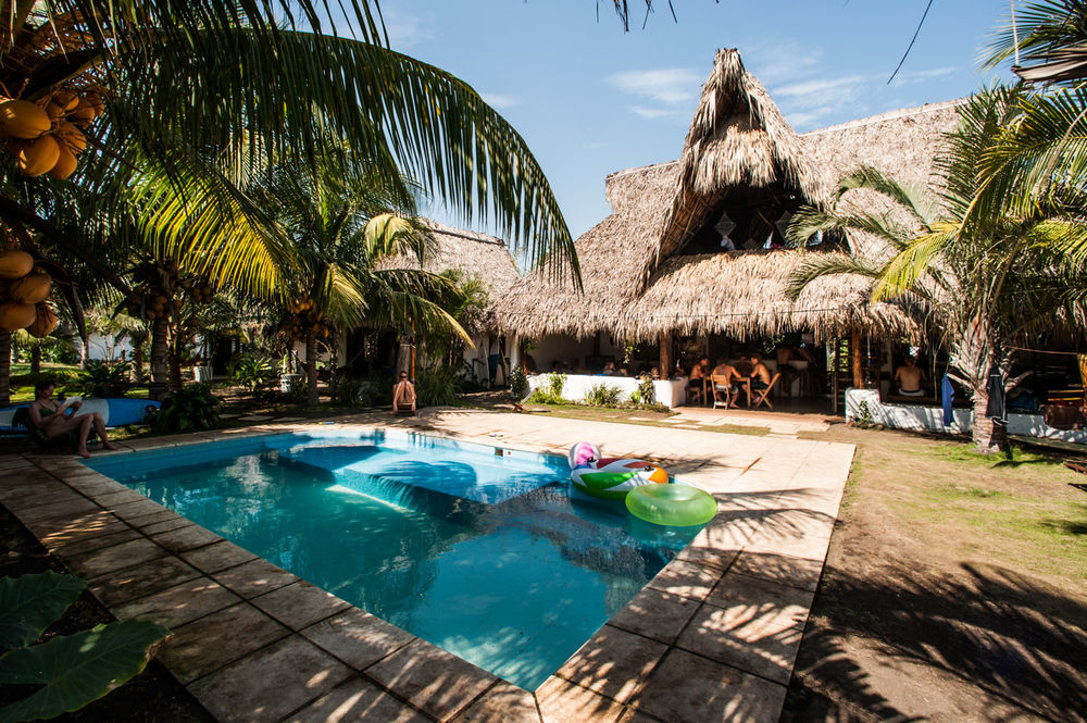 Paredon Surf House Hotell El Paredón Buena Vista Exteriör bild